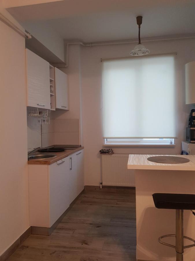 Moni Apartment Navodari Luaran gambar