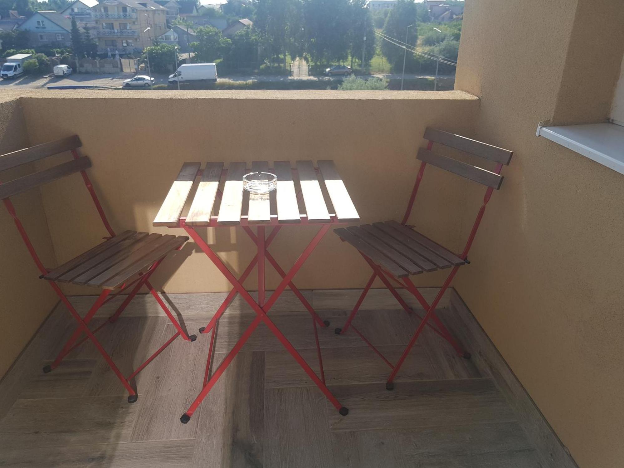 Moni Apartment Navodari Bilik gambar